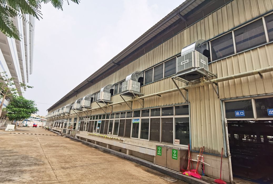 蒸发式环保空调厂房降温设备.jpg